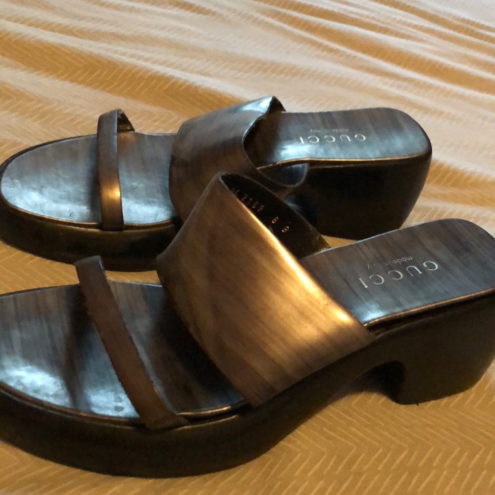 Authentic vintage Gucci sandals
